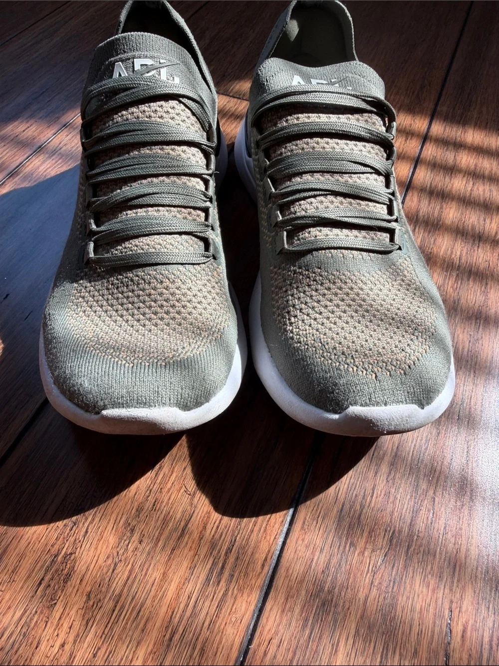 APL Olive Green Knit Low-Top Sneaker Sz 8